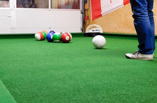 Soccer billiards / poolball